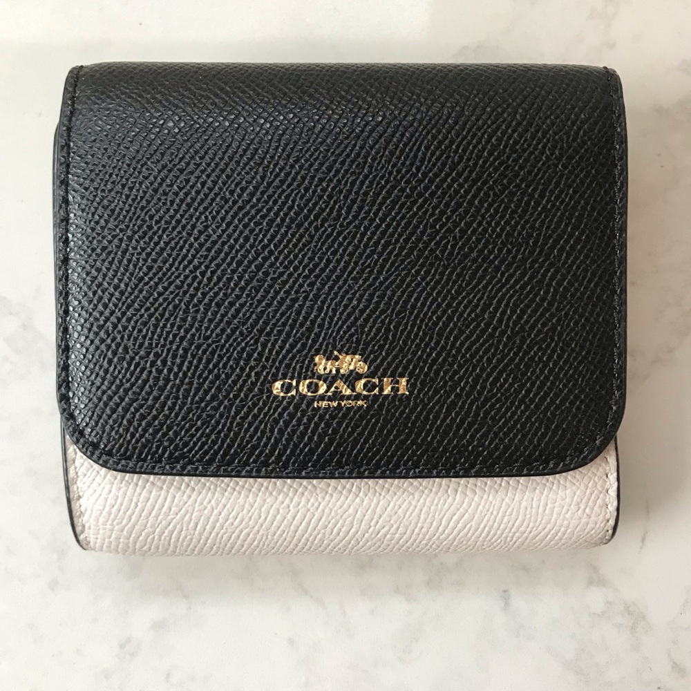 NWT Coach Geometric Colorblock Wallet